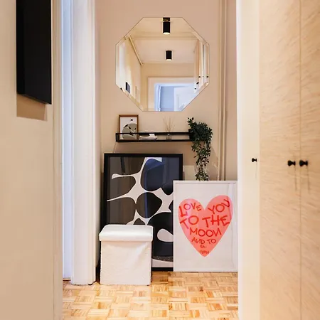 Harmonic Nest 3min To Republic Square Renovated *