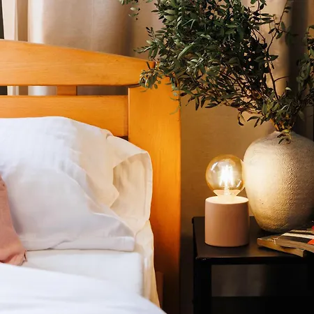 Harmonic Nest 3min To Republic Square Renovated