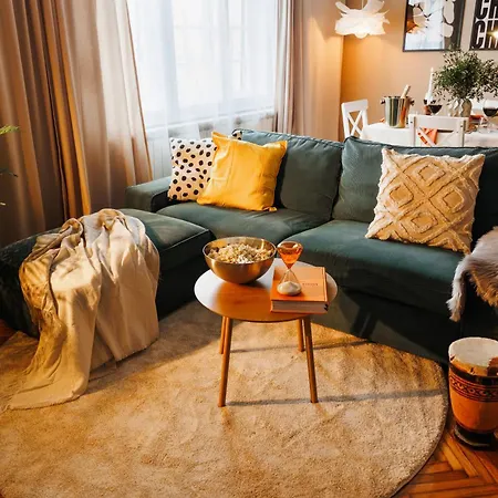 Harmonic Nest 3min To Republic Square Renovated Appartamento